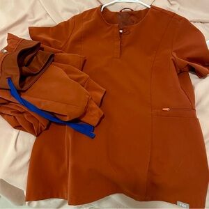 Figs Terracotta Scrub Ensemble